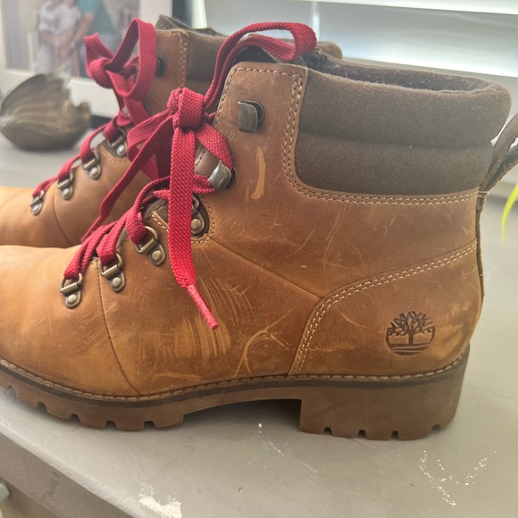 Women's Ellendale Mid hiker wheat Lace-Up Boot - Picture 5 of 9
